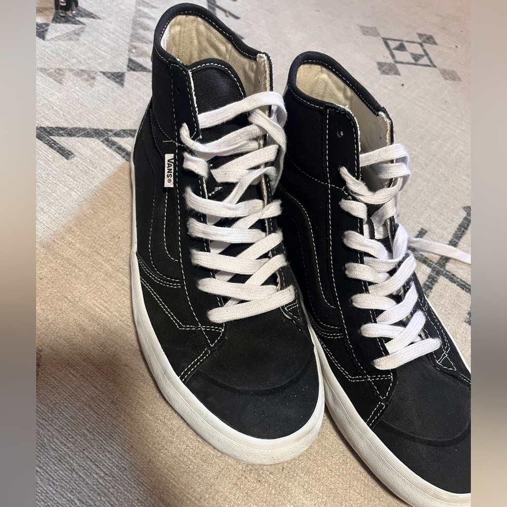 Vans Armanto size 11